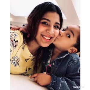 Meet your Posher, Anaa